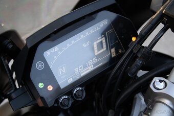 Yamaha MT-10 118 kW, manuál, 2017, benzín - 17