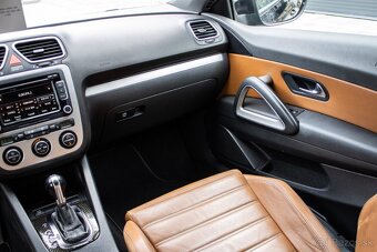 Volkswagen Scirocco 2.0 TSI DSG /AJ NA SPLÁTKY/ - 17