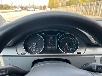 Passat B7 sedan 103kW CFFB manual diesel - 17