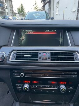 BMW 740d xDrive 230 kW, PÔVODNÝ LAK,175xxxkm, FACELIFT - 17