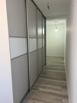 2 izb. byt,po kompletne NOVEJ rekonštrukcii, ZVOLENSKÁ ul. - 17