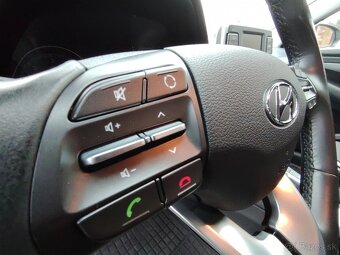 Hyundai i30 cw 1.6crdi SK 1.maj. - 17