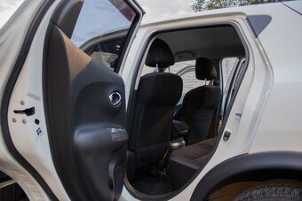 Nissan Juke 1.6 l DIG-T Tekna CVT 4x4 - 17