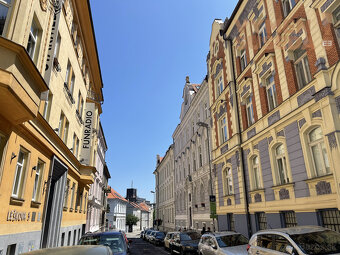 Výnimočný staromestský byt v centre mesta na prenájom 3,5-iz - 17