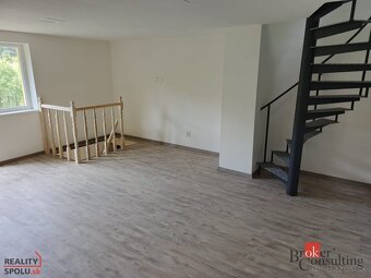 Na predaj záhradná chatka - Banská Bystrica - 17