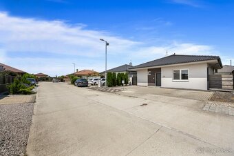 Na predaj 3,5 izbový rodinný dom Lehnice, časť Malý Lég - 17