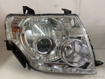 Subaru Outback Legacy Pajero 4 Bi-xenon sada - 17