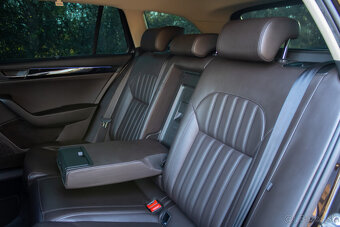 Škoda Superb Combi 2.0 TSI 4x4 L&K benzín - 17