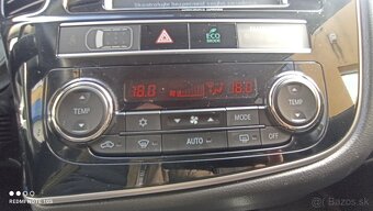MITSUBISHI  OUTLANDER  2,0   MIVEC  2WD   CVT - 17