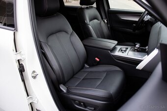 Mazda CX-60 2.5 e-Skyactiv PHEV Homura Plus, 141kW (2024) - 17