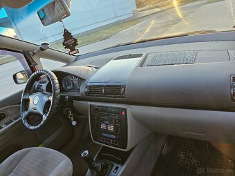 VW SHARAN 1.8TURBO 20V.110KW BENZÍNr.v 2003 - 17
