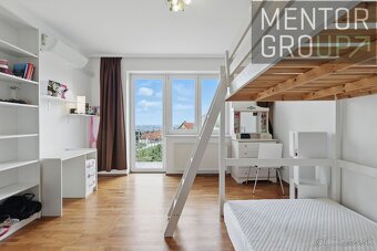 Luxusný rodinný dom s panoramatickým výhľadom na Bratislavu, - 17