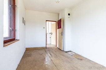 Stavebný pozemok s chatou v obľúbenej obci Rozhanovce - 17