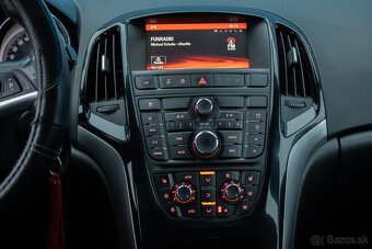 Opel Astra Sport Tourer 1.4 Turbo - 17