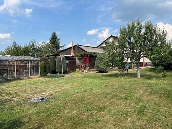 VEĽKÝ RODINNÝ DOM V CENTRE SOBRANIEC S KRÁSNYM POZEMKOM A LE - 17
