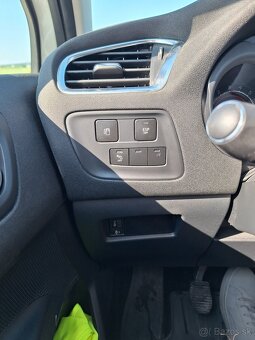 Citroën C4 1.6 VTi - 17