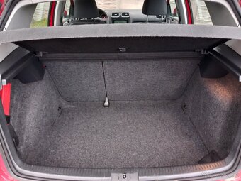 VW Golf 6, 1.2 TSi, 63 kW. Rok 2010 - 17