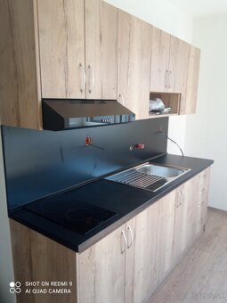 Kuchynské linky, vstavané skrine, altánky, prístrešky - 17