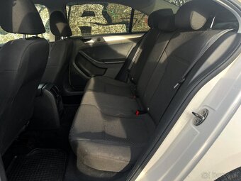 Volkswagen Jetta 1.2 TSI Trendline, Zdokladovateľný servis - 17