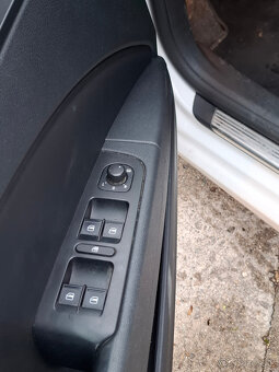 ŠKODA SUPERB COMBI 1,6 TDi 77kW 2013 - 17