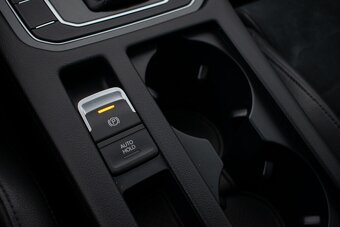 Volkswagen Passat Variant 2.0 BiTDI 240k Highline 4MOTION - 17