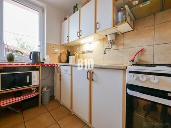 Rodinný dom s garážou - čiastočná rekonštrukcia - Dolné Kršk - 17