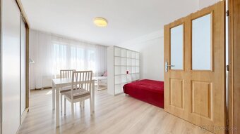 1i.byt 43m, loggia 6,5m, Benediktiho ul., výborná investícia - 17