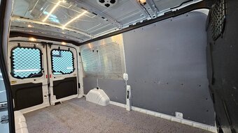 Ford Transit 2.0 TDCi Ambiente L3H2 T330 FWD 2018 - 17