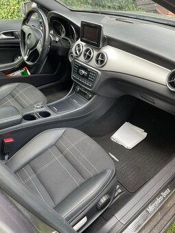 Mercedes-Benz GLA 220d 4MATIC A/T- Ser. história, SR vozidlo - 17