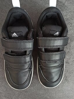 Tenisky Adidas 26,5 a 27,Nike 28,5 - 17