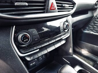 Hyundai Santa Fe 2.2 CRDi Premium 4x4 A/T - 17