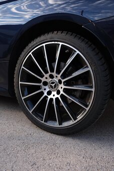 Mercedes-Benz C trieda Kupé C 300 9G 180kW245HP A9 - 17