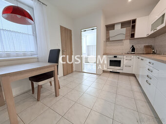 ✨ Moderné bývanie v centre mesta s dvomi balkónmi ✨ - 17