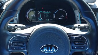 Kia Niro, 64KWh 8 Let záruka / TČ odpočet DPH - 17