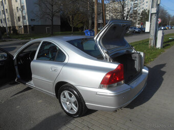 Volvo S60 2.4D Summum A/T - AJ NA SPLÁTKY OD 37,50E - 17