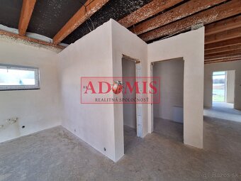 predáme nadštandardný 4izbový bungalov 160m2, kompletné IS,  - 17