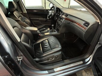 Škoda Superb Combi 1.6 TDI CR DPF Elegance - 17