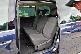 Volkswagen Sharan 2.0 TDI 150k Comfortline DSG --7 MIESTNE-- - 17