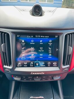 Maserati Levante SQ4 gransport 3.0 V6 316kw 430hp, rv2020 - 17