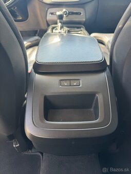 Volvo XC90 2.0 235 kW •Benzín• Automat - 17