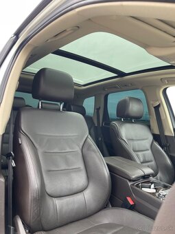 Predám VW touareg 7p 3.0TDI 180kw - 17