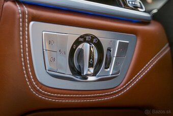 BMW 750Li xDrive Individual, 6/2017, 135.300km - 17