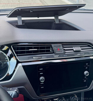 Volkswagen Touran 2.0 TDI DSG 150k Comfortline, 2022 - 17