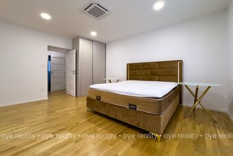 Na predaj luxusný, novozrekonštruovaný, moderne zariadený ve - 17