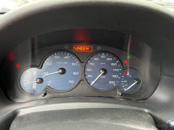 Citroen Berlingo Multispace 1.6 HDI 66kW klima - 17