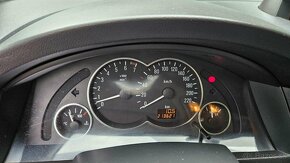 Opel Meriva 1.6 74 kw 2004 klimatizace STK 4/26 vyhř.sedačky - 17