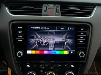Škoda Octavia Combi 2.0 TDI Style DSG - 17