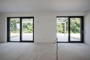 NA PREDAJ 4izb. rekreačný dom pri PENATI - 17