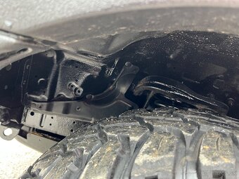 Toyota Landcruiser 90 3.0 92kW = 4x4, Bez korozie = - 17