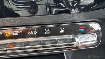 Mercedes GLA 200d 4MATIC Dph Záruka Veľká výbava - 17